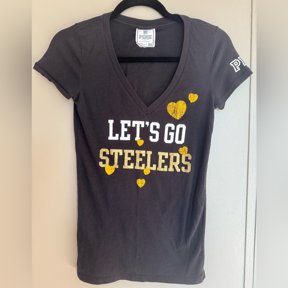 PINK x NFL - Steelers V-Neck - Women’s Size XS